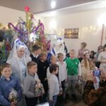 Праздник к нам приходит